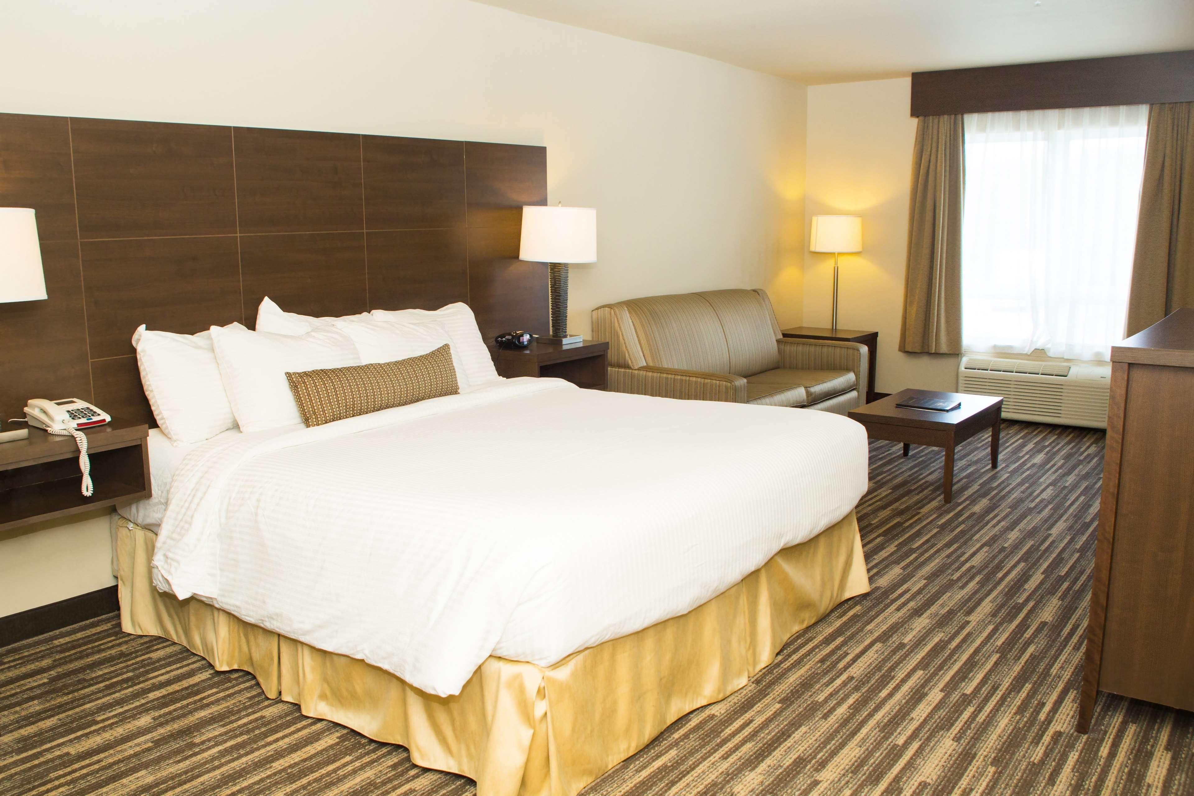 Best Western Plus Dartmouth Hotel & Suites Exterior photo