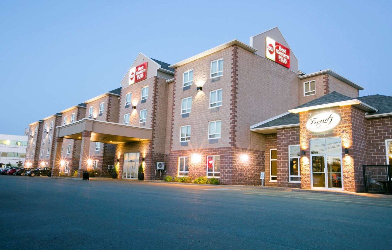 Best Western Plus Dartmouth Hotel & Suites Exterior photo